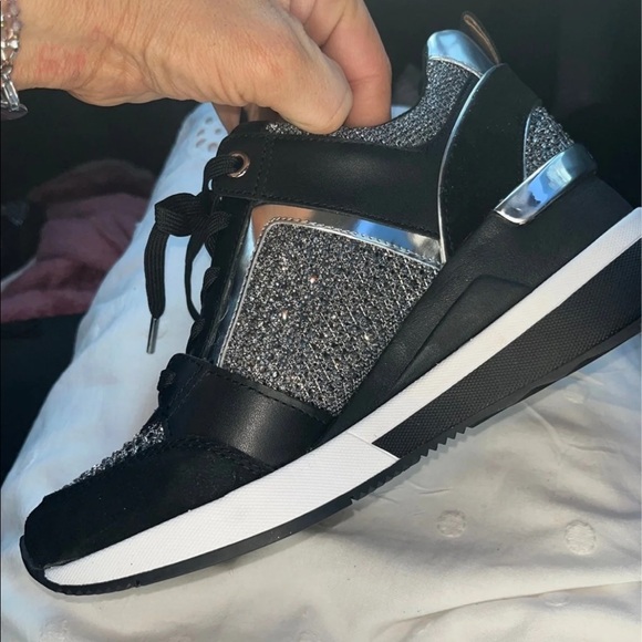 мιɕнαєкσяѕтяαιηєяѕ🌸иєω🌸💥ѕσℓ∂💥 - Picture 6 of 7